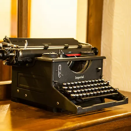 The Kings Arms אורחן