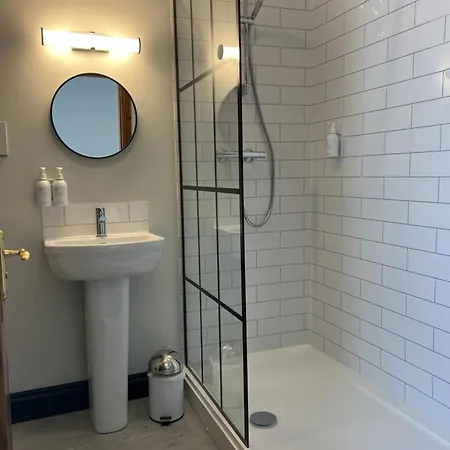 The Kings Arms 4*